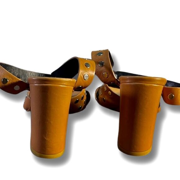 Attilio Gusti Leombruni (AGL) - Italian made brown leather pumps - Picture 5 of 7